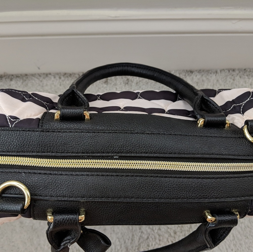 Betsey Johnson Striped Heart Quilted Purse - Picture 5 of 6